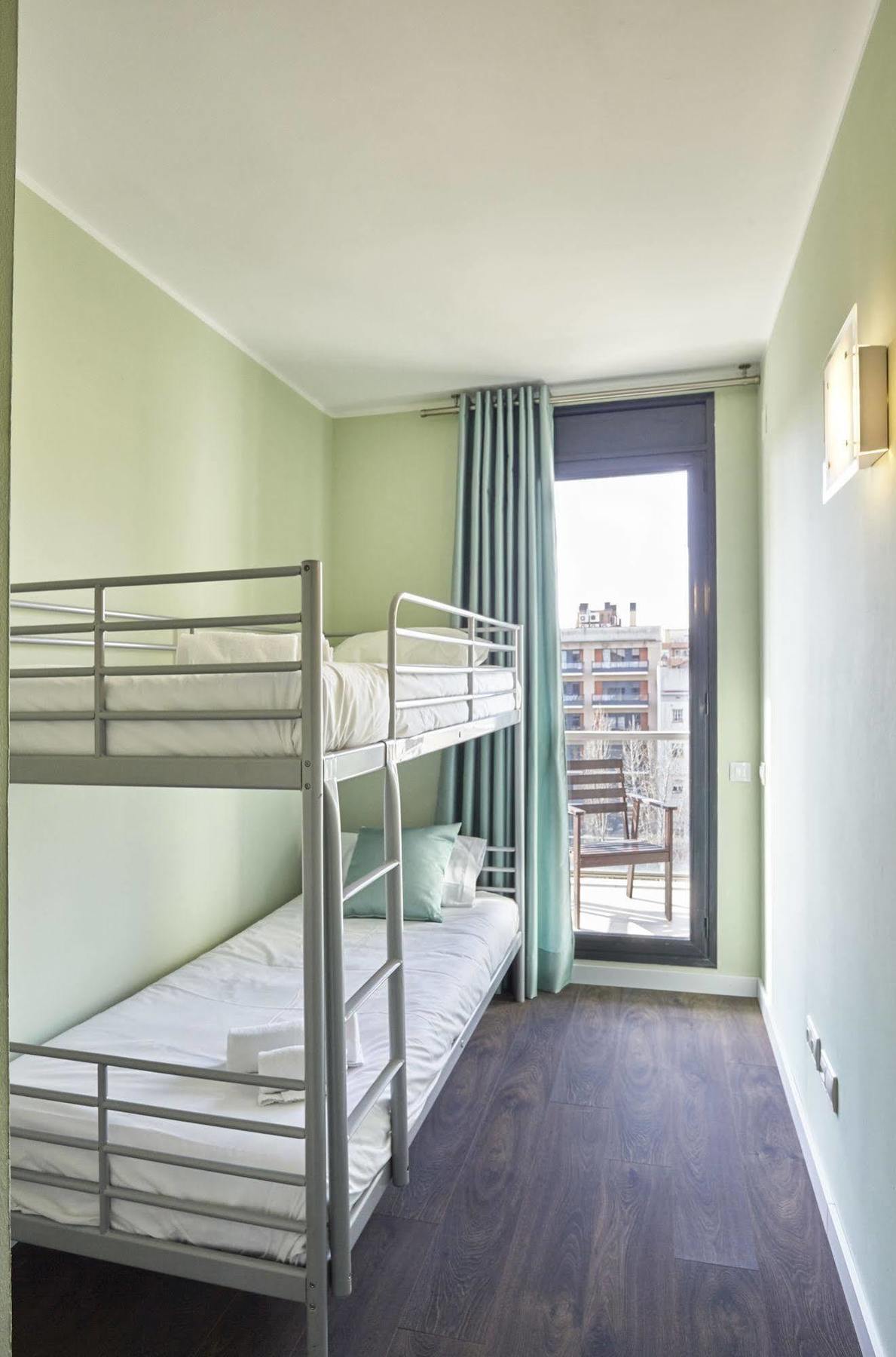 The Lonely Chimney Apartments Barcelona Luaran gambar